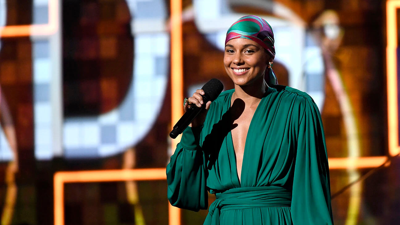 Alicia Keys Kembali Jadi Host untuk Grammy Awards 2020!